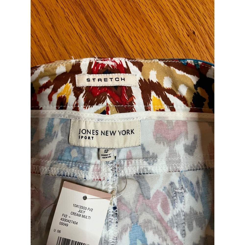 Jones New York Sport Multi Color Ikat Print Stretch Cropped Trousers 12 NWT $74 - Picture 6 of 7
